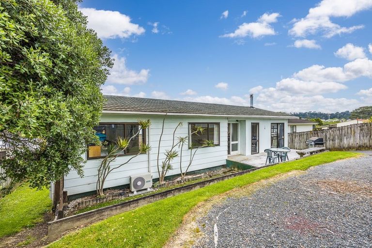 Photo of property in 35 Kellett Road, Ranui, Auckland, 0612