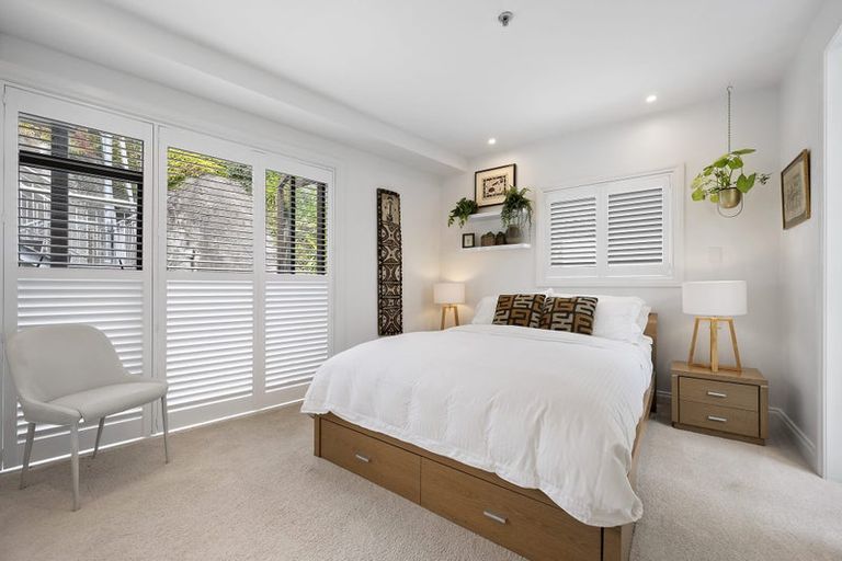 Photo of property in 10/318u Oriental Parade, Oriental Bay, Wellington, 6011