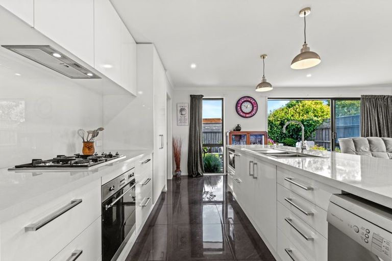Photo of property in 414 Bower Avenue, Parklands, Christchurch, 8083