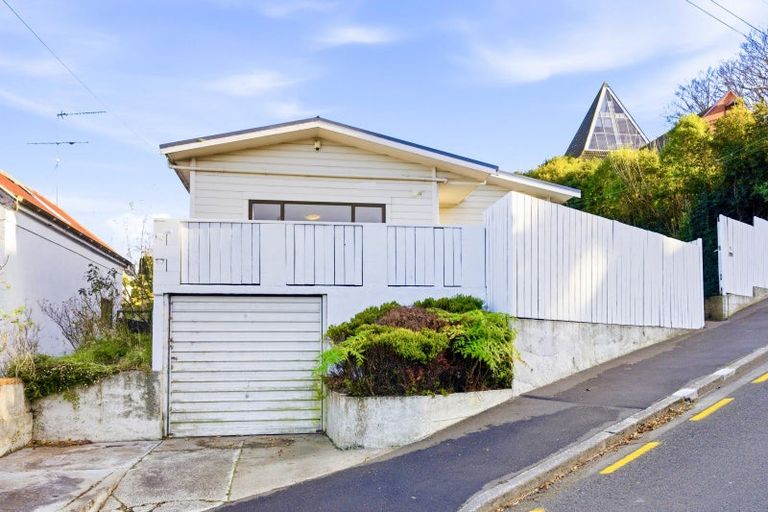 Photo of property in 42 Lawrence Street, Mornington, Dunedin, 9011
