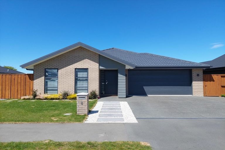 Photo of property in 6 Feather Place, Rolleston, 7615