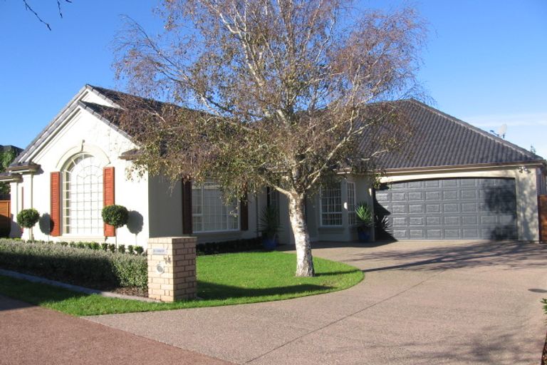 Photo of property in 14 Hendrika Court, Hobsonville, Auckland, 0618