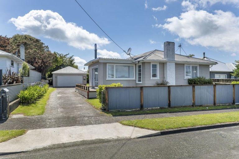 Photo of property in 140 Miranda Street, Stratford, 4332