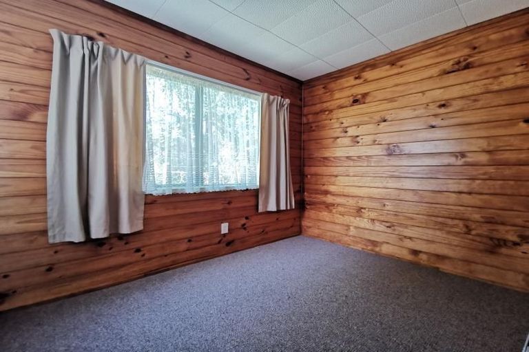 Photo of property in 35a Broderick Road, Johnsonville, Wellington, 6037