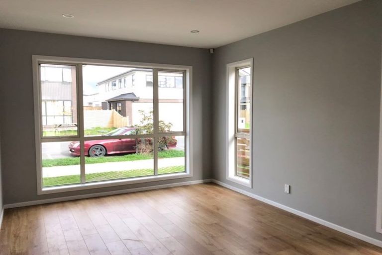 Photo of property in 12 Kota Lane, Hobsonville, Auckland, 0616