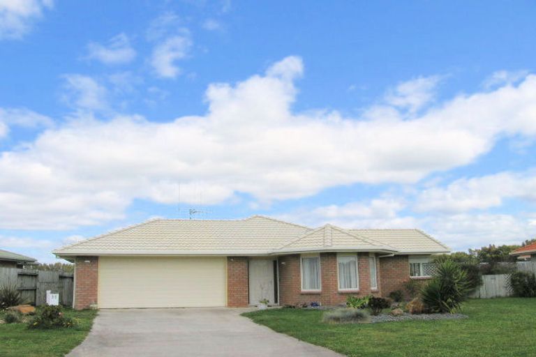 Photo of property in 31 Larisa Grove, Papamoa Beach, Papamoa, 3118