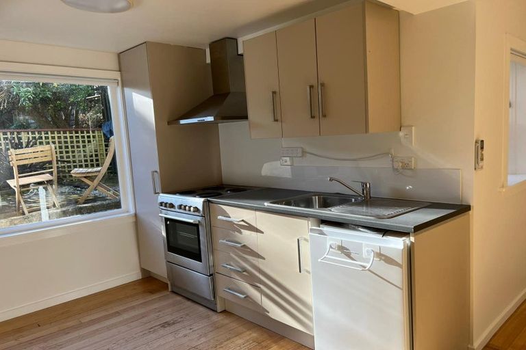 Photo of property in 22 Clarence Street, Brooklyn, Wellington, 6021