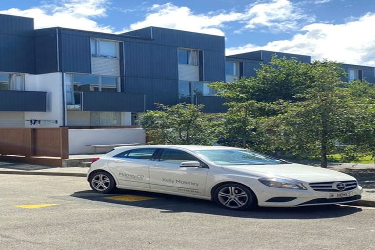 Photo of property in Altar Apartments, 41/120u Rintoul Street, Newtown, Wellington, 6021
