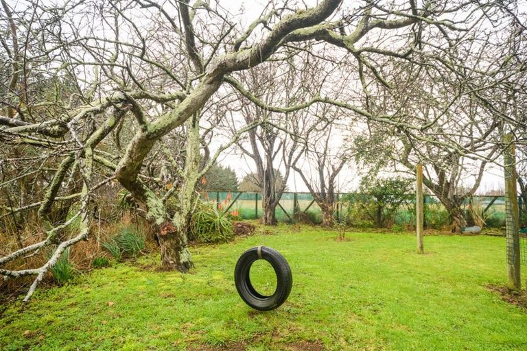 Photo of property in 24 Oaklea Avenue, Marton, 4710