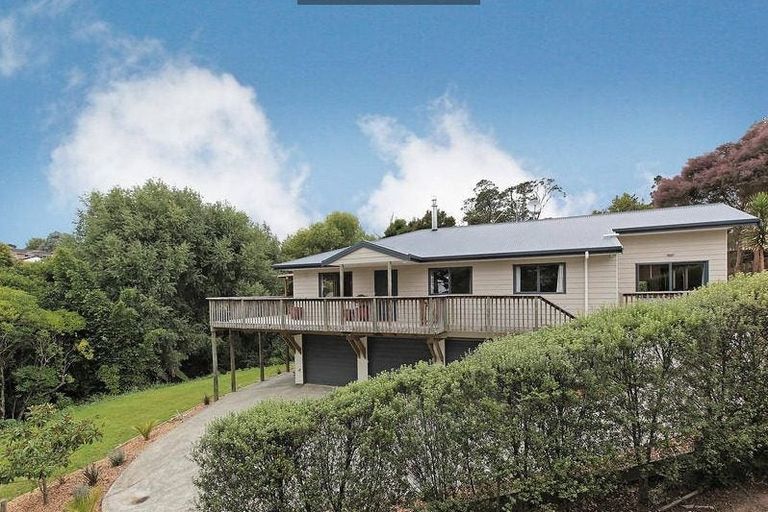 Photo of property in 57g Lancaster Road, Beach Haven, Auckland, 0626