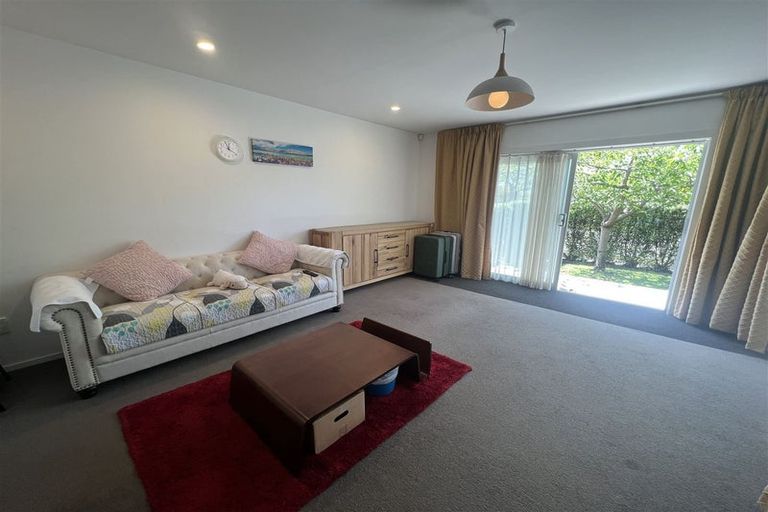 Photo of property in 2/1007 Colombo Street, St Albans, Christchurch, 8014