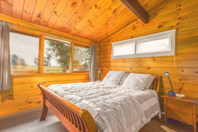 Photo of property in 95 Dunns Avenue, The Pines Beach, 7630