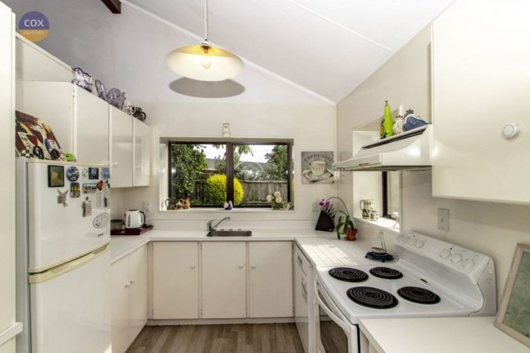 Photo of property in 84a Avondale Road, Taradale, Napier, 4112