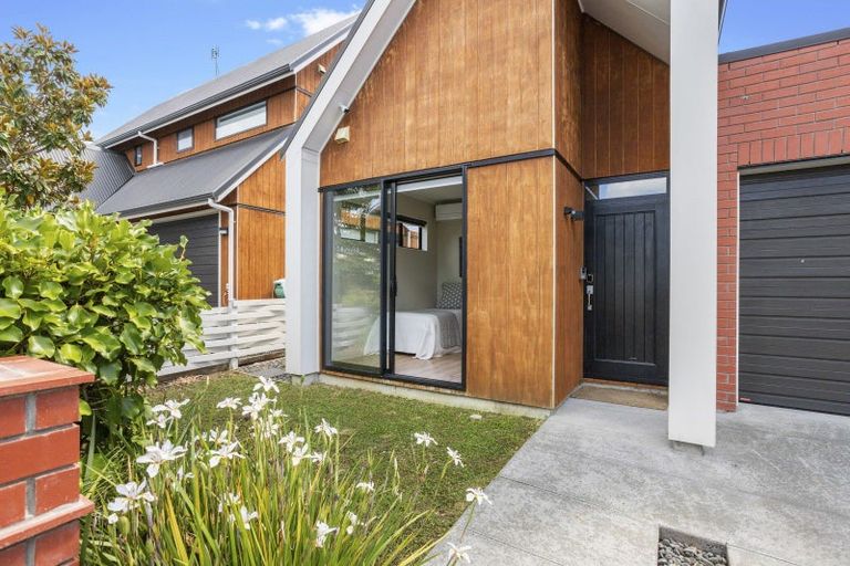 Photo of property in 8 Harakeke Road, Hobsonville, Auckland, 0616
