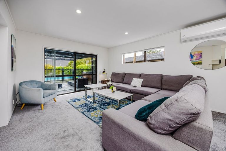 Photo of property in 36 Brylee Drive, Conifer Grove, Takanini, 2112