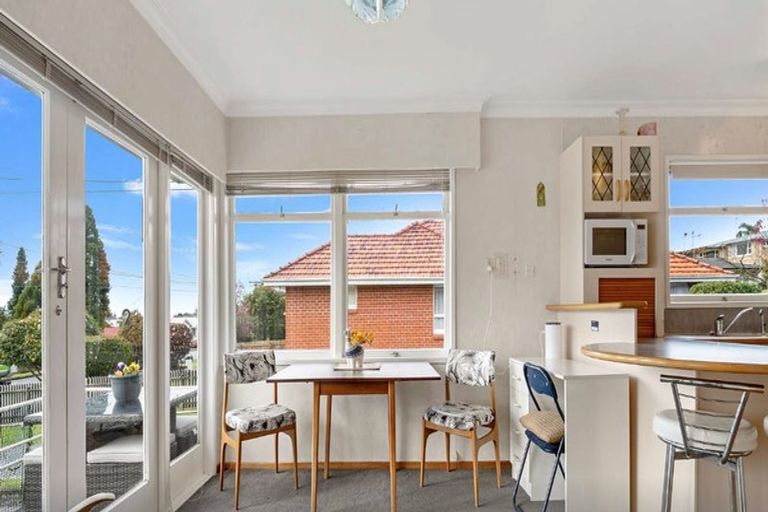 Photo of property in 80 Sutherland Road, Brookfield, Tauranga, 3110