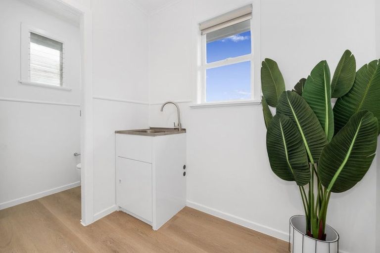 Photo of property in 18 Crown Crescent, Otara, Auckland, 2023