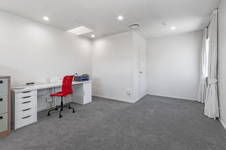 Photo of property in 29 Greystoke Lane, Avonhead, Christchurch, 8042