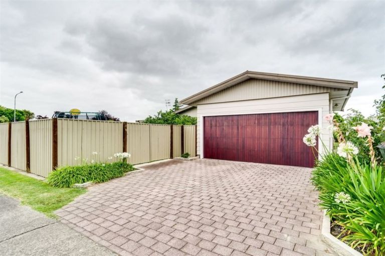Photo of property in 1 Fife Crescent, Tamatea, Napier, 4112