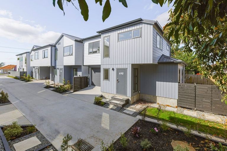 Photo of property in 8/43 Clevedon Road, Papakura, 2110