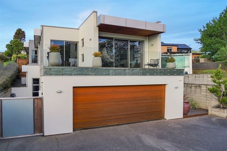 Photo of property in 5a Lake Domain Drive, Frankton, Hamilton, 3204