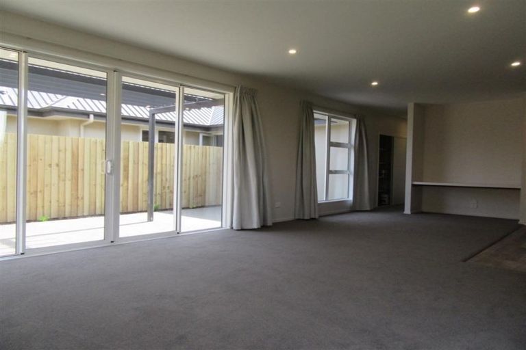 Photo of property in 77 Deal Street, Wigram, Christchurch, 8042