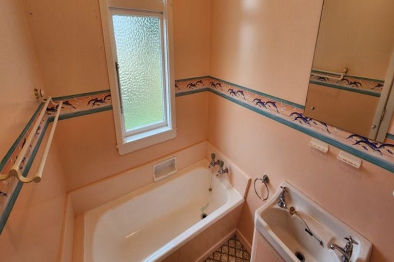 Photo of property in 36 Beach Street, Fitzroy, New Plymouth, 4312