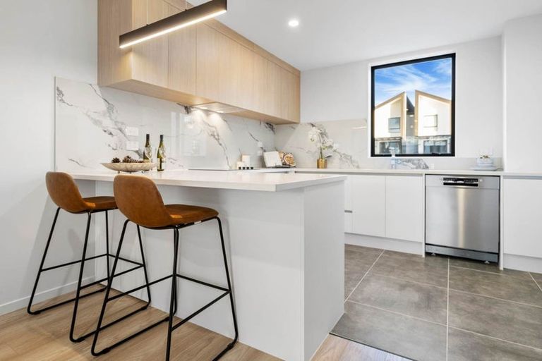 Photo of property in 7/32a Westgate Drive, Massey, Auckland, 0614