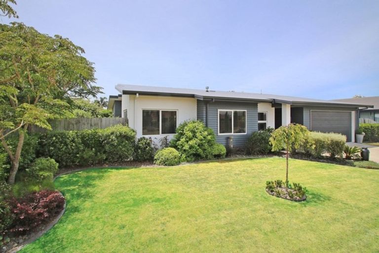 Photo of property in 9 Oakwood Way, Papamoa Beach, Papamoa, 3118