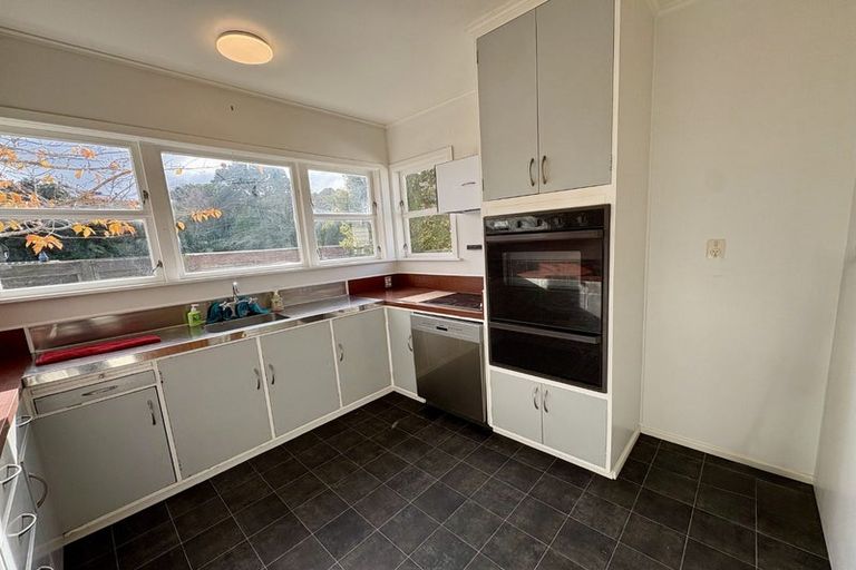 Photo of property in 17 Bedford Grove, Kelson, Lower Hutt, 5010
