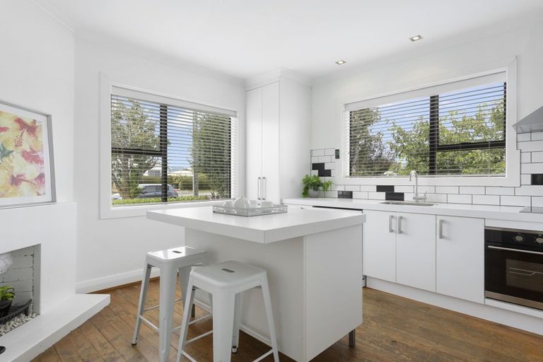 Photo of property in 220 Gordon Road, Mosgiel, 9024