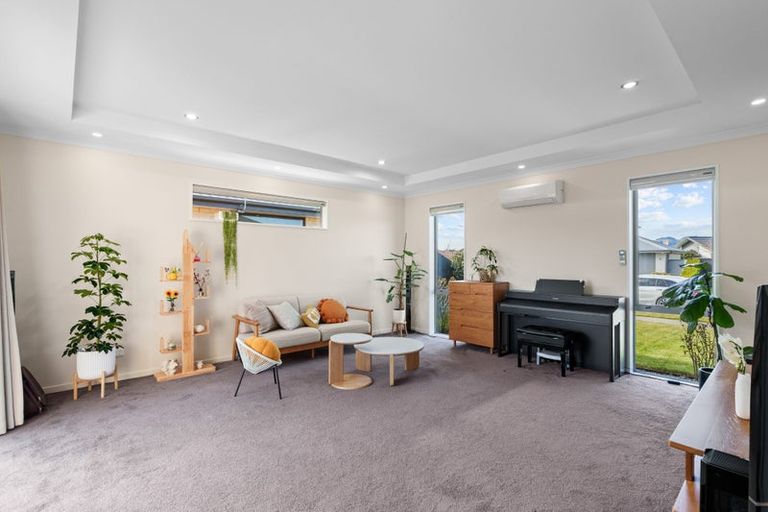 Photo of property in 6 Malachy Grove, Aidanfield, Christchurch, 8025