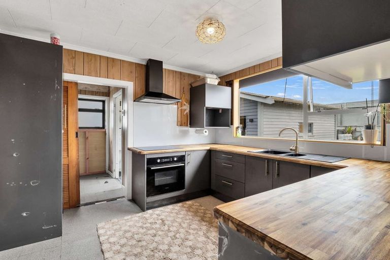 Photo of property in 14 London Street, Aramoho, Whanganui, 4500