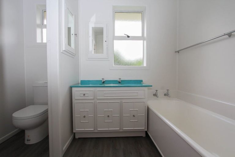 Photo of property in 16 Jeanette Street, Glenview, Hamilton, 3206