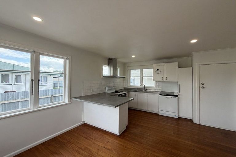 Photo of property in 42 Oldham Avenue, Onekawa, Napier, 4110