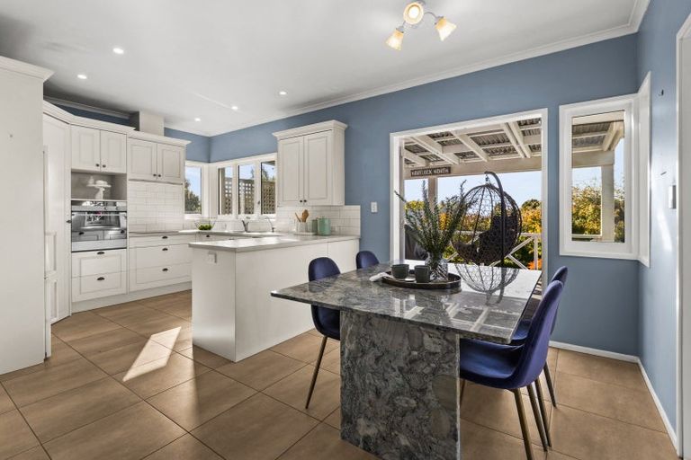 Photo of property in 1 Te Puna Place, Havelock North, 4130