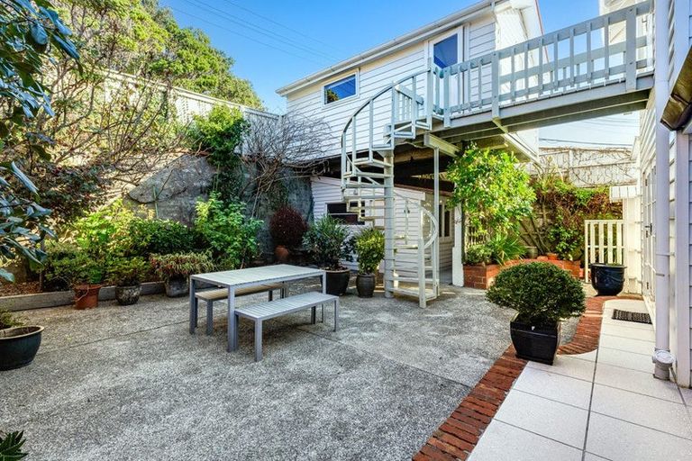 Photo of property in 65 Thompson Street, Mount Cook, Wellington, 6011