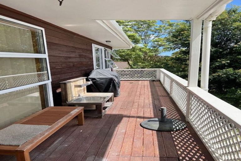 Photo of property in 89 Woodglen Road, Glen Eden, Auckland, 0602