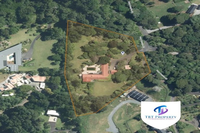 Photo of property in 65 Harry Dreadon Road, Opaheke, Papakura, 2584