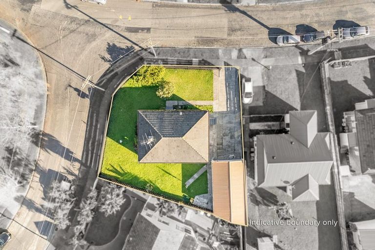 Photo of property in 17 Cleland Crescent, Naenae, Lower Hutt, 5011