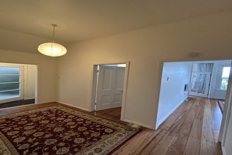 Photo of property in 61 Central Terrace, Kelburn, Wellington, 6012