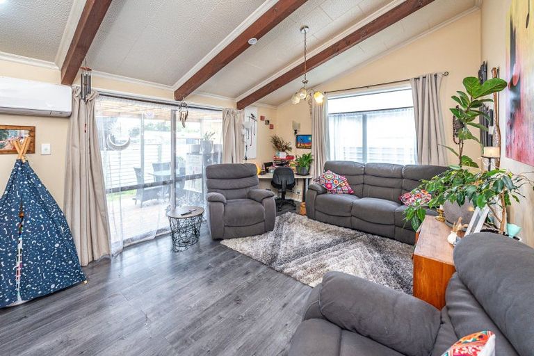 Photo of property in 34a Hood Street, Castlecliff, Whanganui, 4501