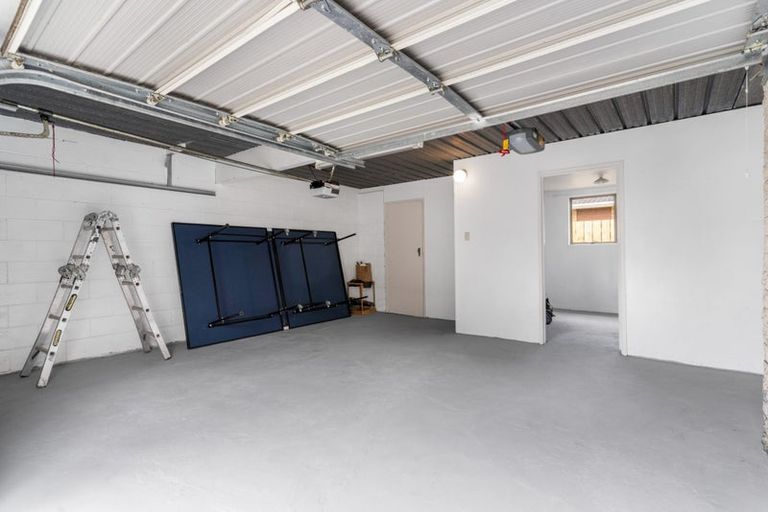 Photo of property in 81a Centreway Road, Orewa, 0931