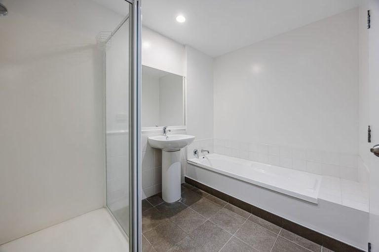 Photo of property in 19/18 Alicante Avenue, Hillpark, Auckland, 2102