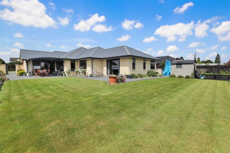 Photo of property in 7 Whiteoak Grove, Tinwald, Ashburton, 7700