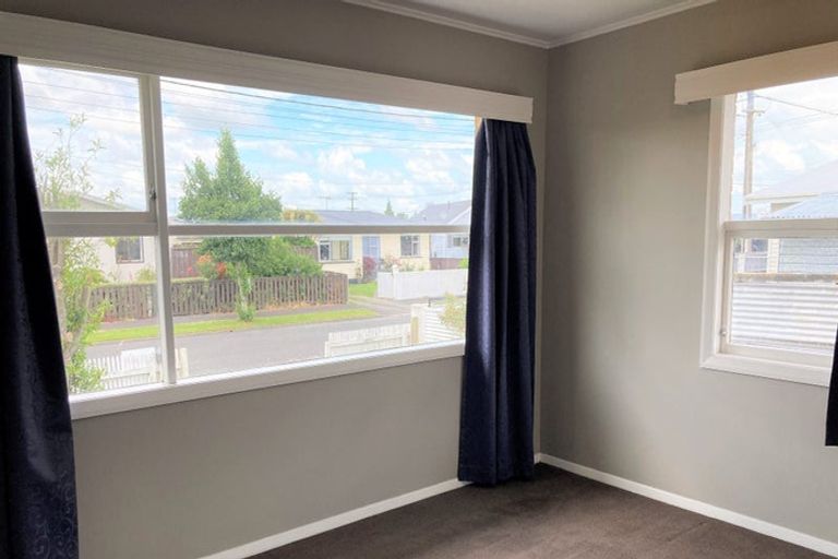 Photo of property in 3 Minifie Avenue, Melville, Hamilton, 3206