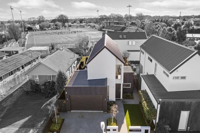 Photo of property in 91 Dover Street, St Albans, Christchurch, 8014