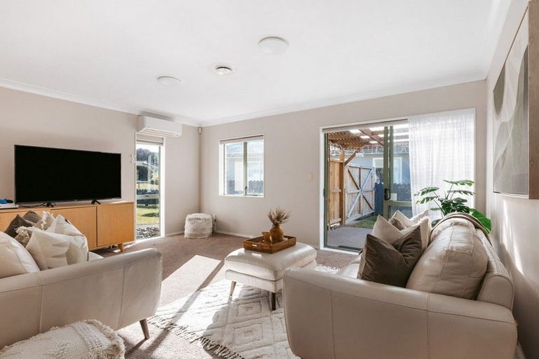 Photo of property in 27 Sunvale Place, Gate Pa, Tauranga, 3112