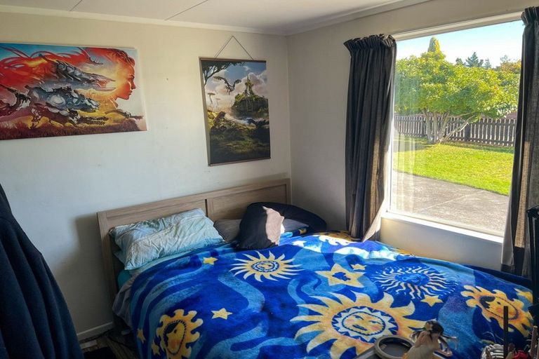 Photo of property in 2 Mathew Street, Dannevirke, 4930