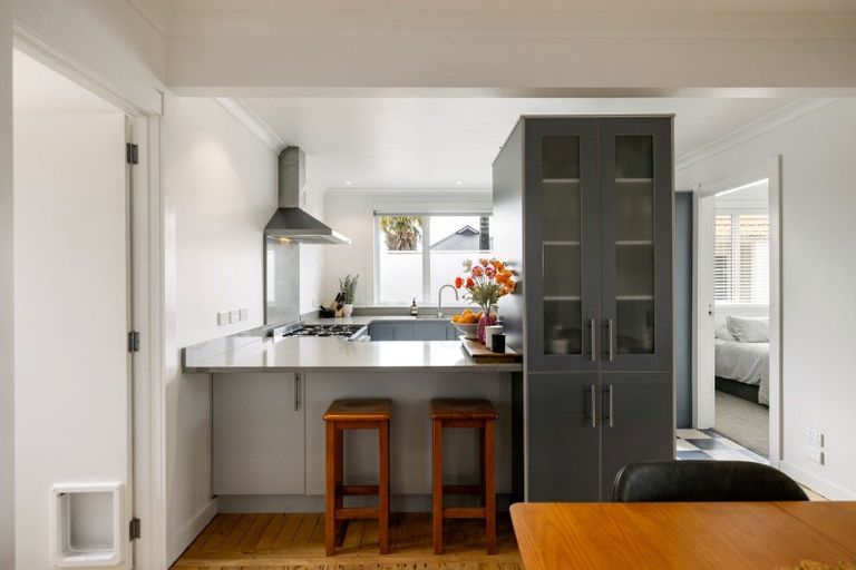 Photo of property in 16 Robinson Street, Cambridge, 3434